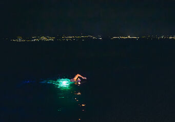 Francois night swimming