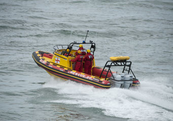 NSRI Shelly Beach Spirit of Dawn 0741