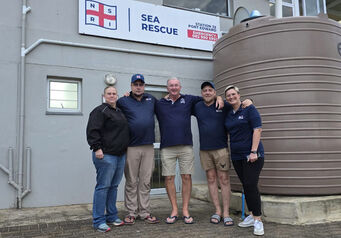 Thumbnail Stuart and the NSRI crew who helped him